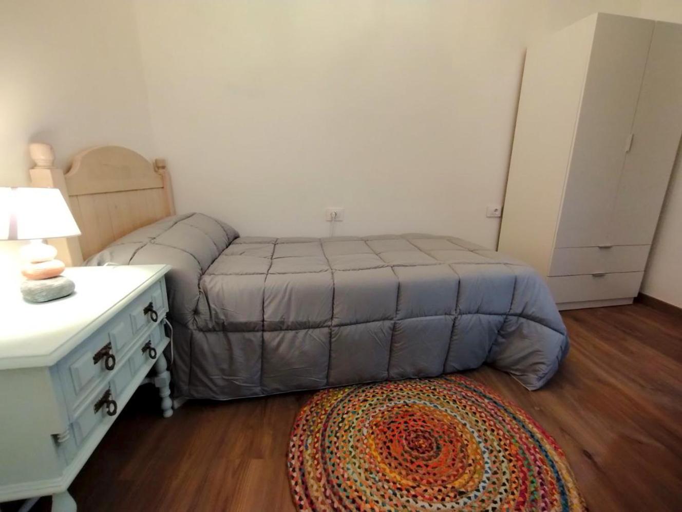 Piso Centrico De Tres Dormitorios Reformado Del S XIX Vigo Bagian luar foto